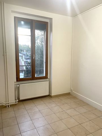 Proche Gare des Eaux-Vives - Photo 3