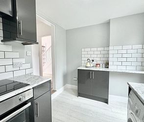 Albion Road, St Peters, Broadstairs, CT10 2UR, Kent - Photo 1