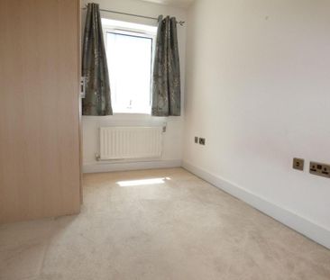 3 bedroom terraced house to rent - Photo 6