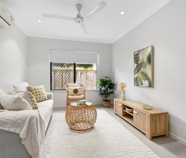 MODERN FAMILY HOME IN BLUECHIP LOCATION! - Photo 4