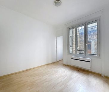 Appartement à louer - REIMS- HYPER CENTRE - Photo 5