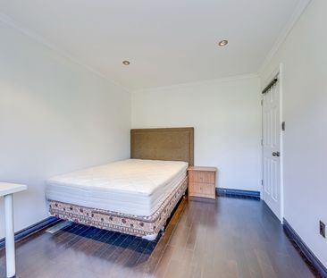 For Lease - 426 Lees Lane, Oakville, Ontario - Photo 6