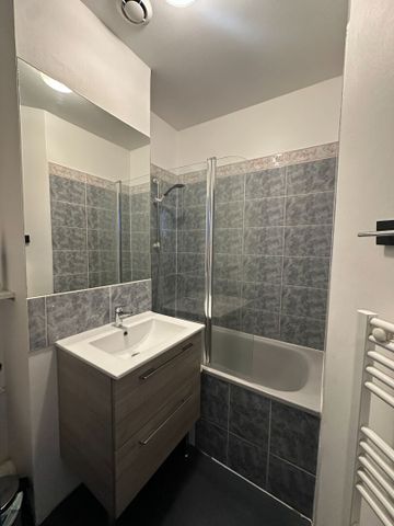 Location Appartement 2 pièces 34m² - Photo 5