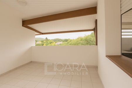 Location Appartement 2 pièces 47m² CAYENNE 97300 - Photo 5