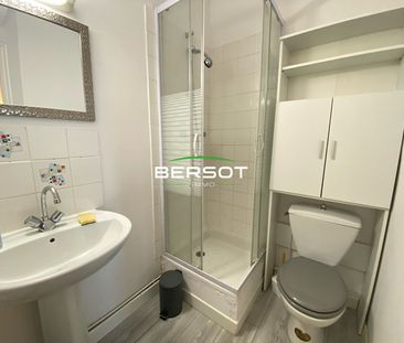 Studio meublé QUARTIER SAINT CLAUDE - Photo 6