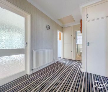 2 bedroom bungalow to rent - Photo 1