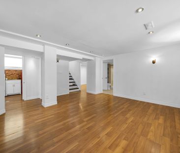 For Lease - 7 Kemano Road, Aurora, Ontario - Photo 3