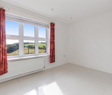 3 bedroom detached house to rent - Photo 6