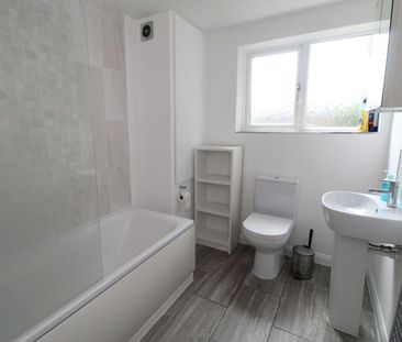 Marlborough Street, Dunkirk, Nottingham, NG7 - Photo 2