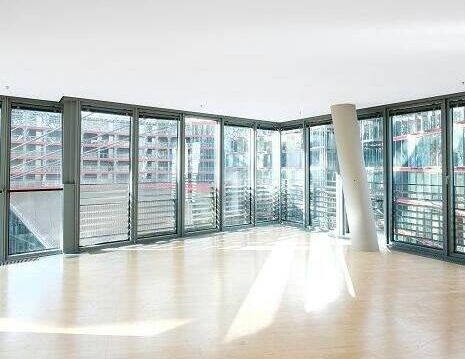 Eleganz und Komfort: Exklusives Wohnen in der Esplanade Residence - Photo 1