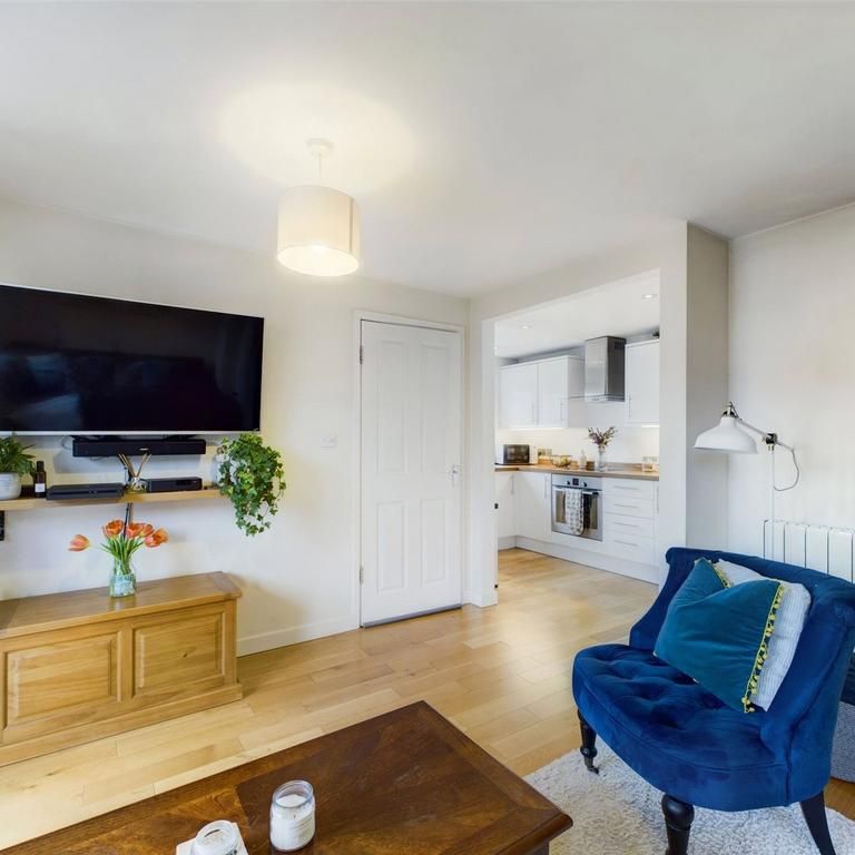 1 bedroom semi-detached house to rent - Photo 1