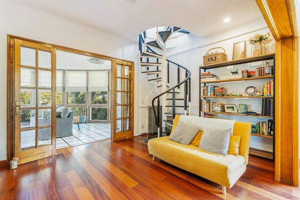 4 room luxury House for rent in Sant Cugat, Spain - Photo 1