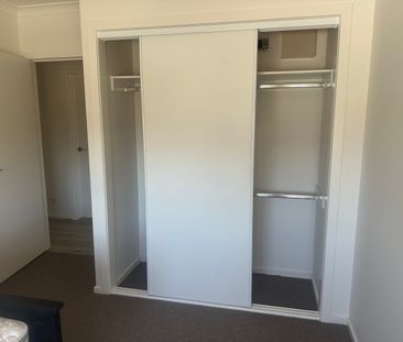 Altona North - Photo 1
