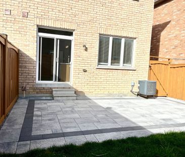 For Lease - 1261 Blencowe Crescent, Newmarket, Ontario - Photo 5