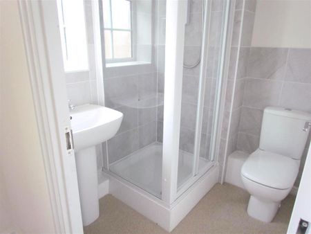 St James Close - Photo 3