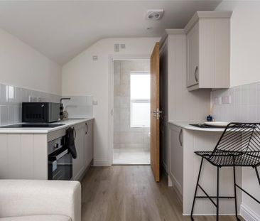 1 bedroom semi-detached house to rent - Photo 4