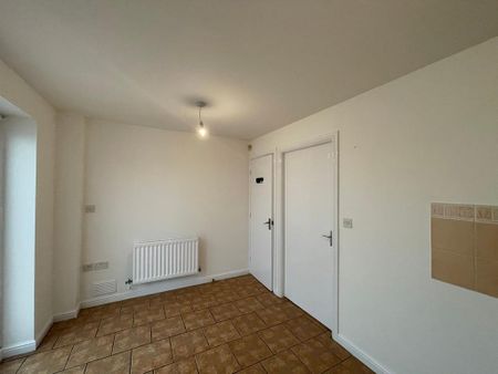 3 bedroom property to rent - Photo 3