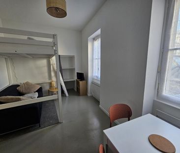 Location Appartement 1 pièce Meublé 21m² CHAMBERY 73000 - Photo 3