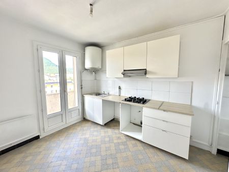 Location Appartement 3 pièces 58m² FONTAINE 38600 - Photo 3