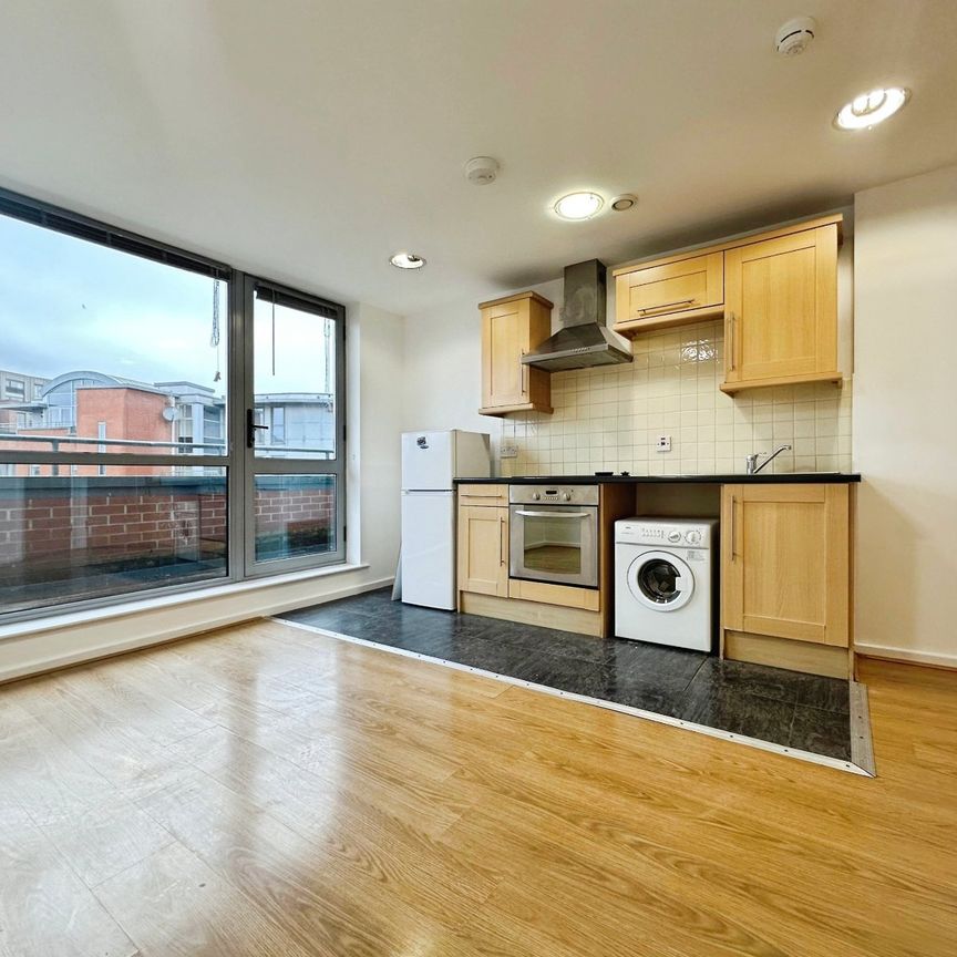 2 bedroom property to rent - Photo 1