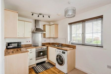 Village Drive, Abertawe, SA4 - Photo 5