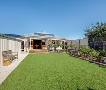 8 Banfield Street Bell Park - Photo 2