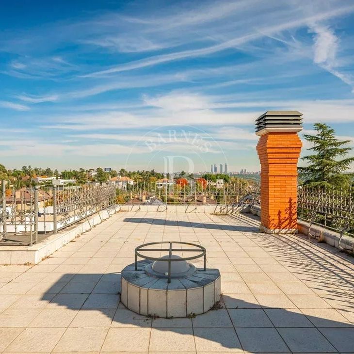 Madrid, Community of Madrid 28023 - Photo 1