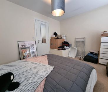 2 bedroom semi-detached house to rent - Photo 6