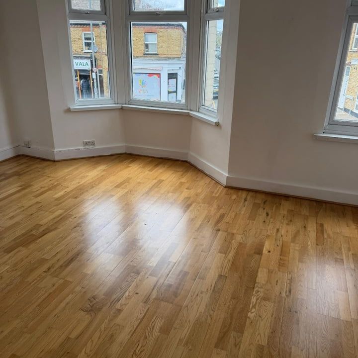 4 Bed Terraced House, Garratt Lane, SW17 - Photo 1