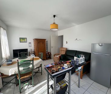 Location Appartement 3 pièces 56m² - Photo 5