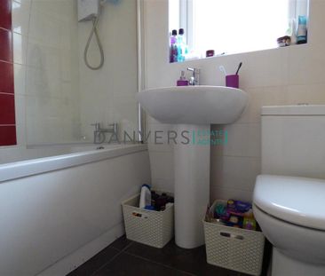 2 bedroom property to rent - Photo 3