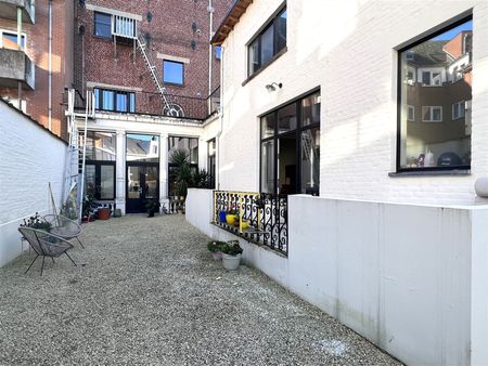 Stijlvol, ruim appartement met 2 slaapkamers en terras - Foto 2