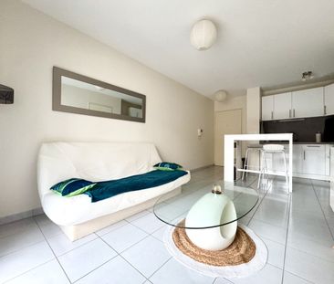 NIMES / FRANCISCAINES - ROUTE D'UZES - T2 MEUBLE AVEC TERRASSE - Photo 1