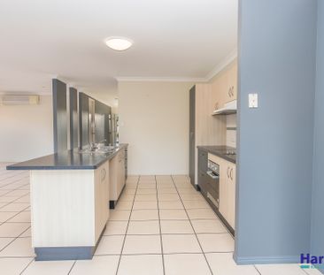 37 Warbler Crescent, Douglas QLD 4354 - House For Rent | Domain - Photo 6