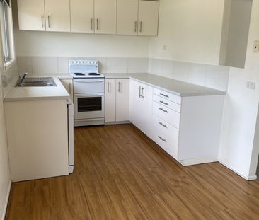 6 Onslow Street, Nerang, QLD 4211 - Photo 1