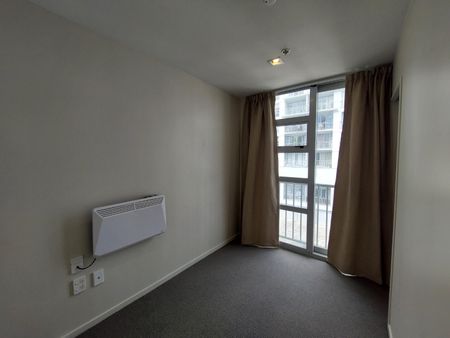 1 Bedroom on Queen - Photo 4