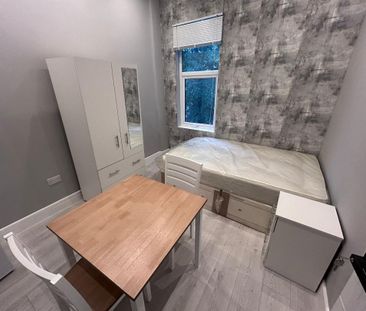 Studio Flat, Amhurst Road, E8 - Photo 5