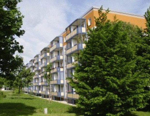 3-Raum-Wohnung mit Balkon - Photo 1