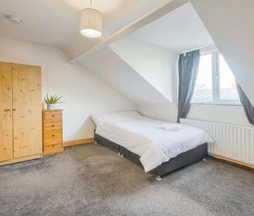 Room 5, 45 Balfour Avenue, Belfast, BT7 2EU - Photo 3