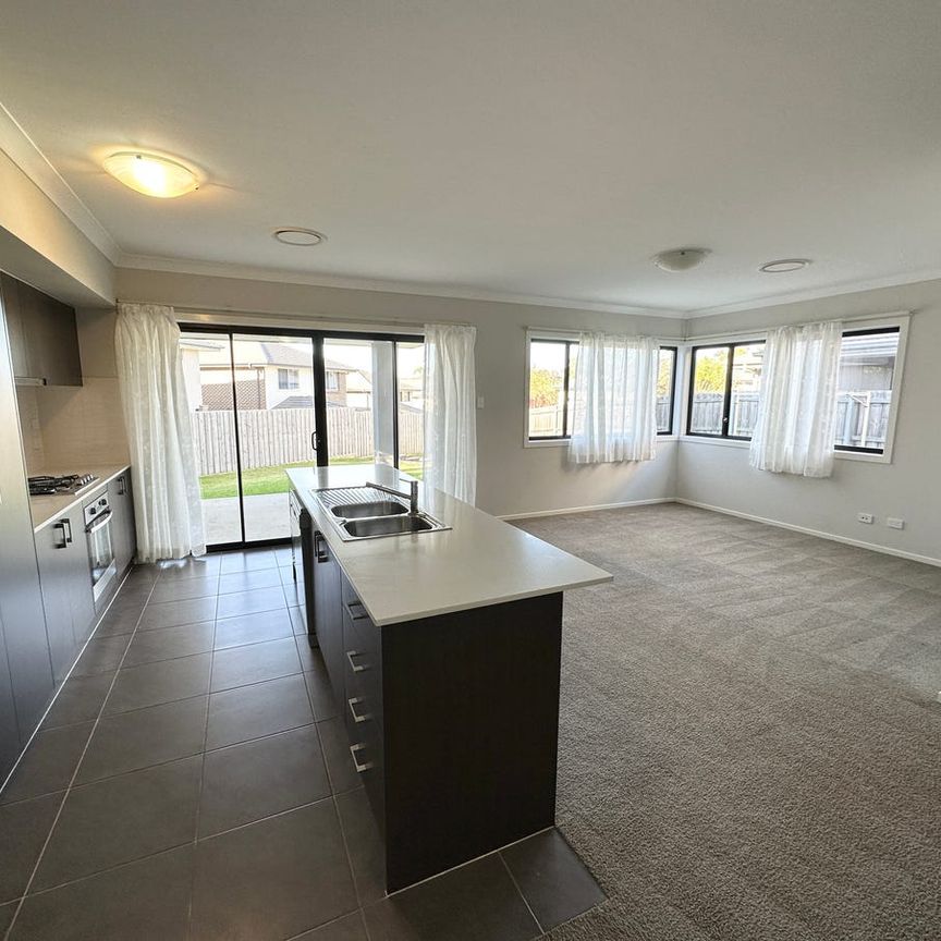 21 Subiaco Road, North Kellyville NSW 2155 - House For Rent | Domain - Photo 1