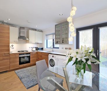 2 bedroom terraced house to rent - Photo 2