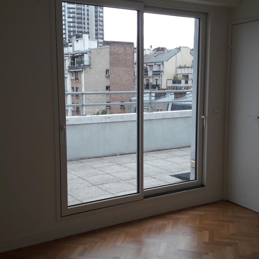 location Appartement T4 DE 101m² À PARIS - Photo 1