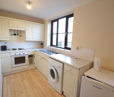 1 bedroom flat to rent - Photo 4