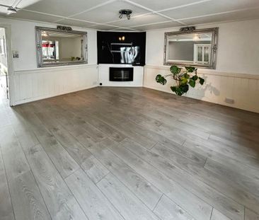 2 bedroom semi-detached bungalow to rent - Photo 6