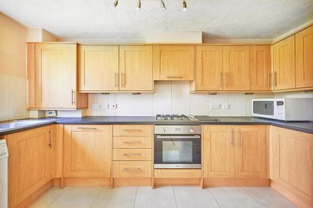 2 bedroom apartment to rent - Photo 4