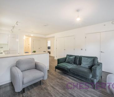 3 bedroom flat to rent - Photo 1