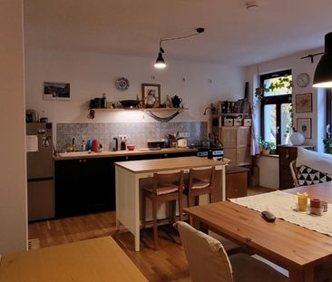 Zweitbezug mit Fußbodenheizung und Balkon - Photo 1