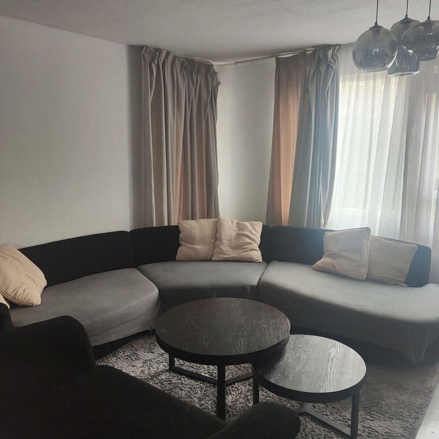 West Melbourne - Photo 1