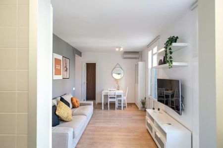 Carrer del Rosselló, Barcelona, Catalonia 08025 - Photo 4