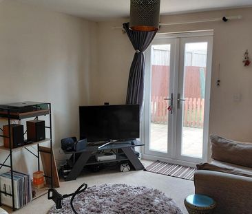 2 bedroom semi-detached house to rent - Photo 3